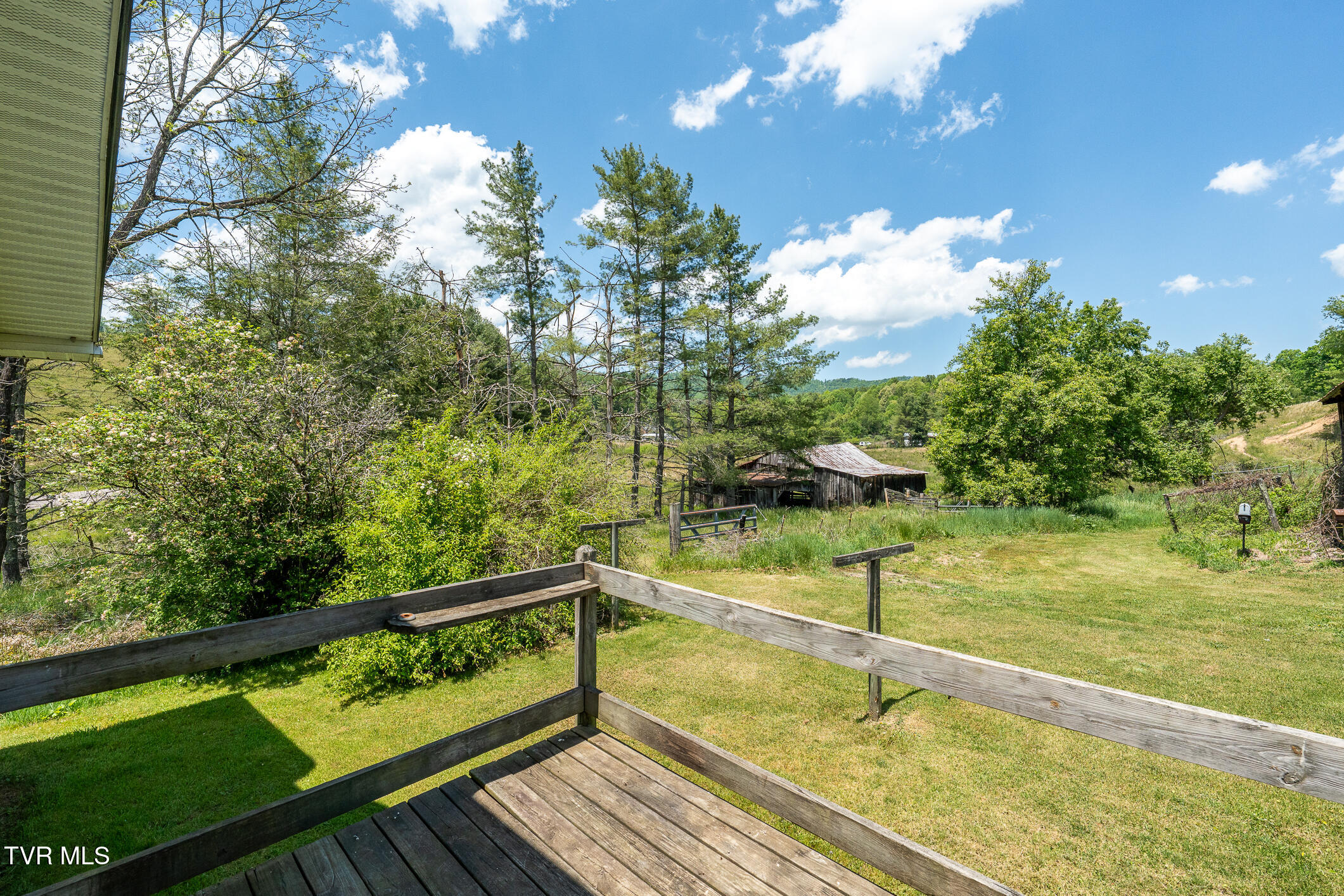 856 Shingletown Road Mountain City, TN 37683 - Photo 38 of 77 856 Shingletown Road (48 of 91)
