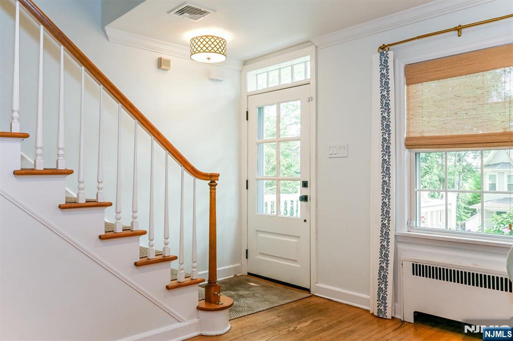 60 Clinton Road Glen Ridge, NJ 07028 - Photo 7 of 44
