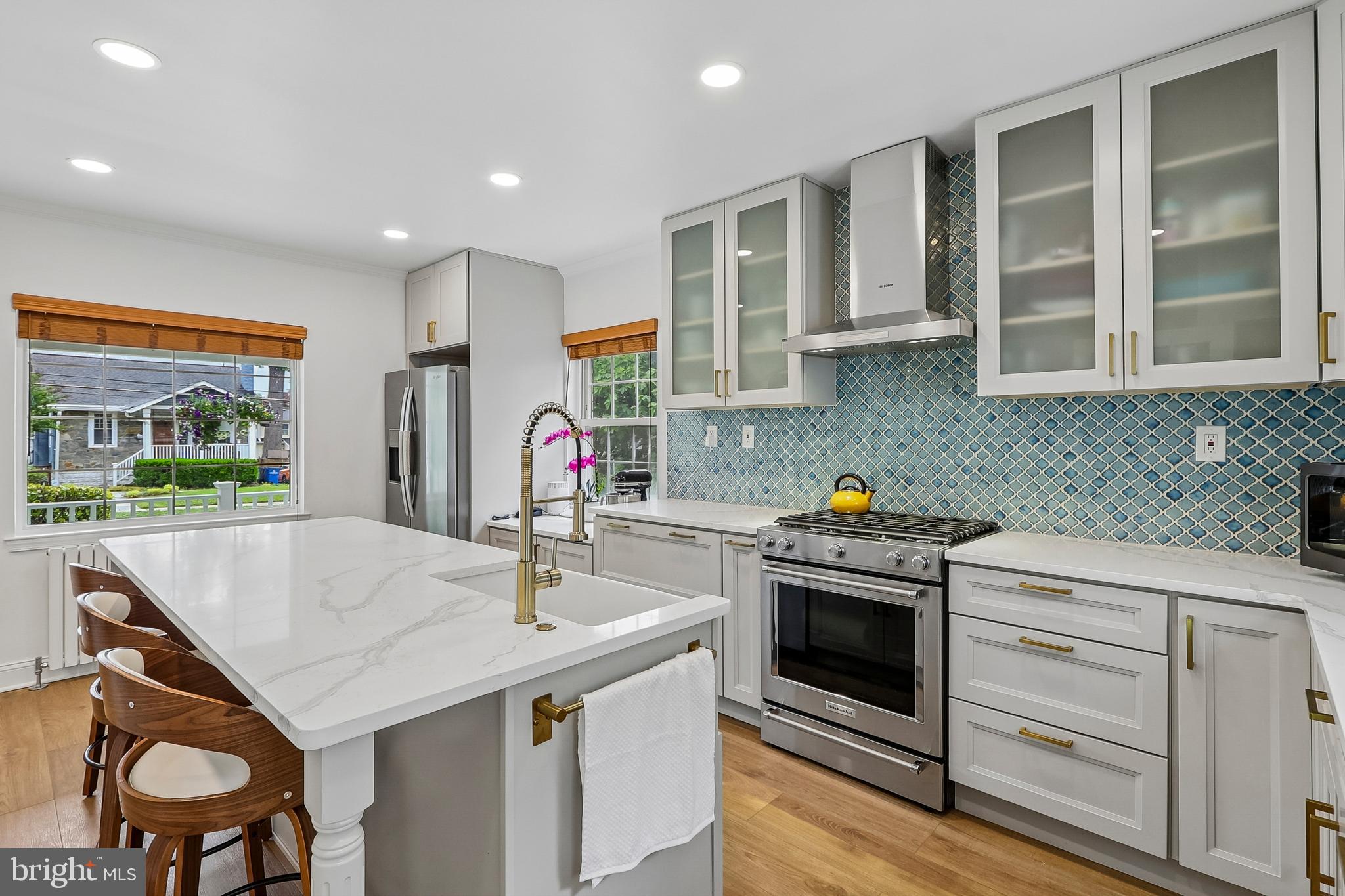 820 Philadelphia Avenue Silver Spring, MD 20910 - Photo 12 of 55 Kitchen