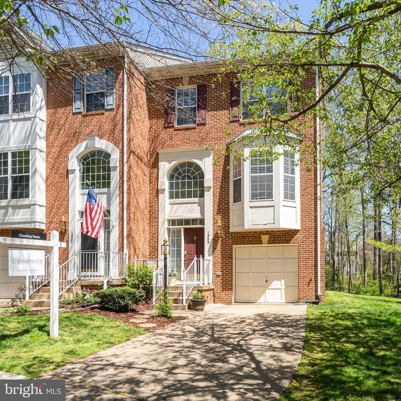 1229 Wild Hawthorn Way Reston, VA 20194 - Photo 1 of 29