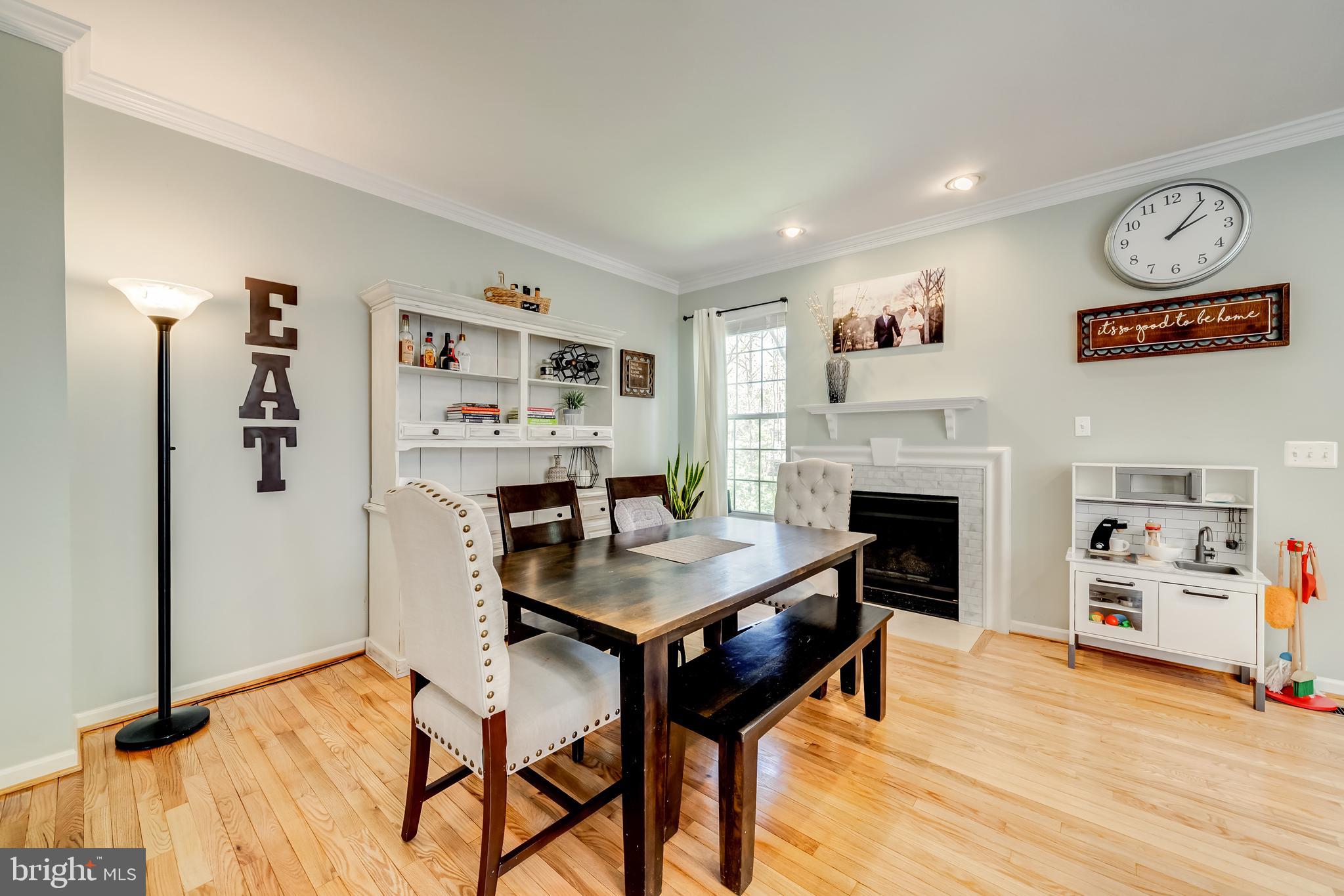 1229 Wild Hawthorn Way Reston, VA 20194 - Photo 16 of 29 Gallery Image 16