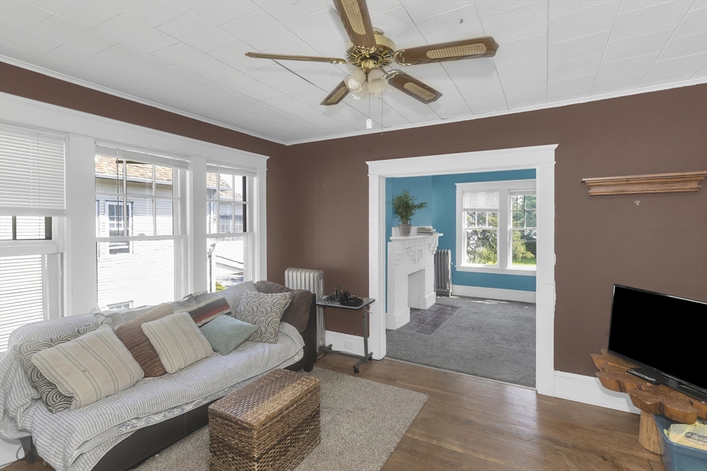 53 Calumet Road Holyoke, MA 01040 - Photo 21 of 24