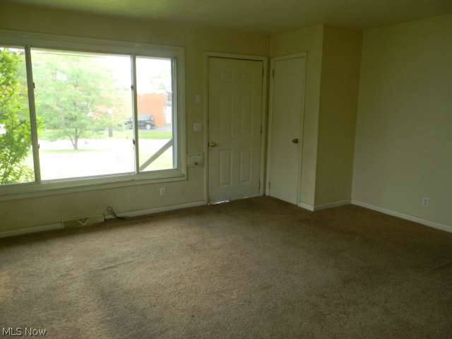 17420 South Miles Road Cleveland, OH 44128 - Photo 2 of 8 Gallery Image 2