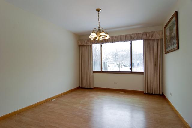863 Barlina Road, Unit 863 Crystal Lake, IL 60014 - Photo 4 of 10