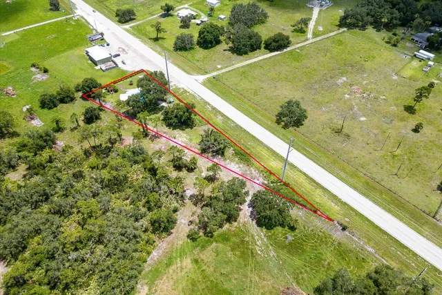 $435,800 | 18086 Highway 98, Okeechobee, FL 34972