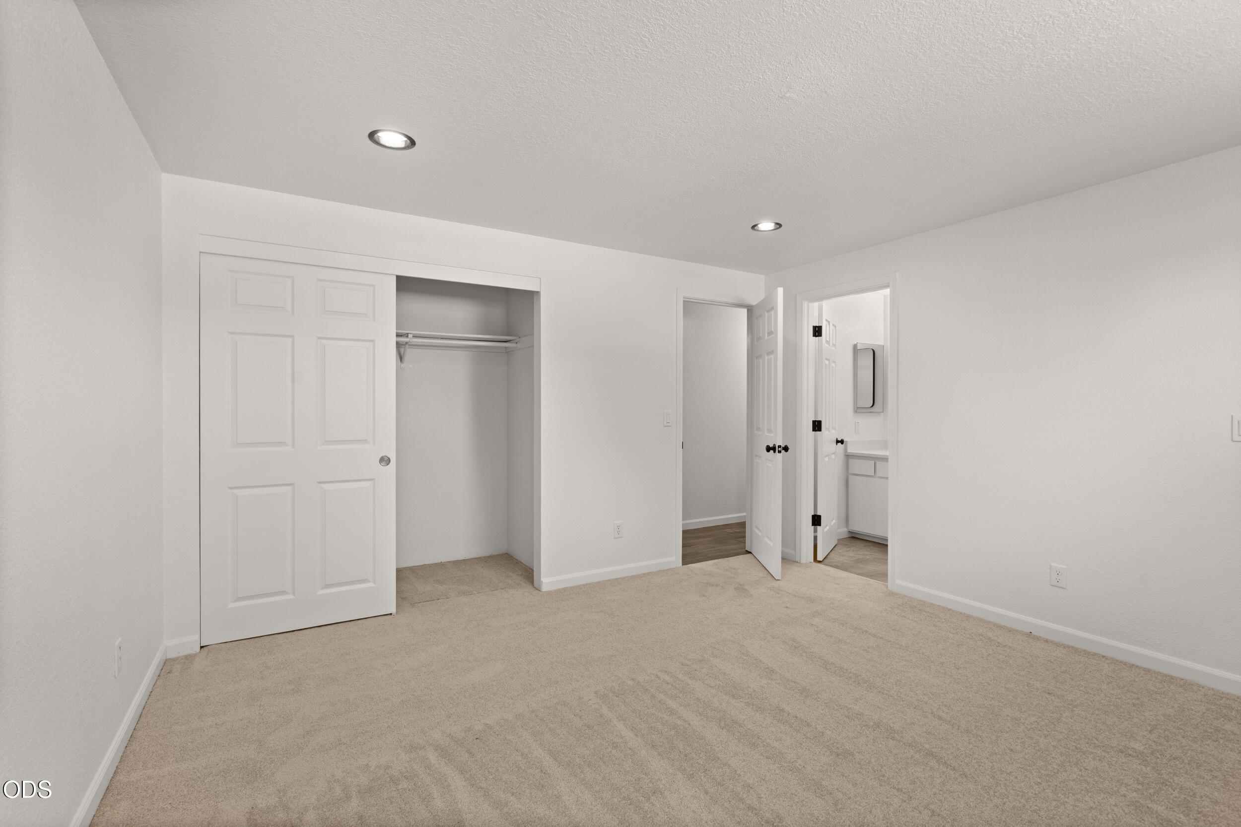 557 Glenn Way Central Point, OR 97502 - Photo 21 of 29
