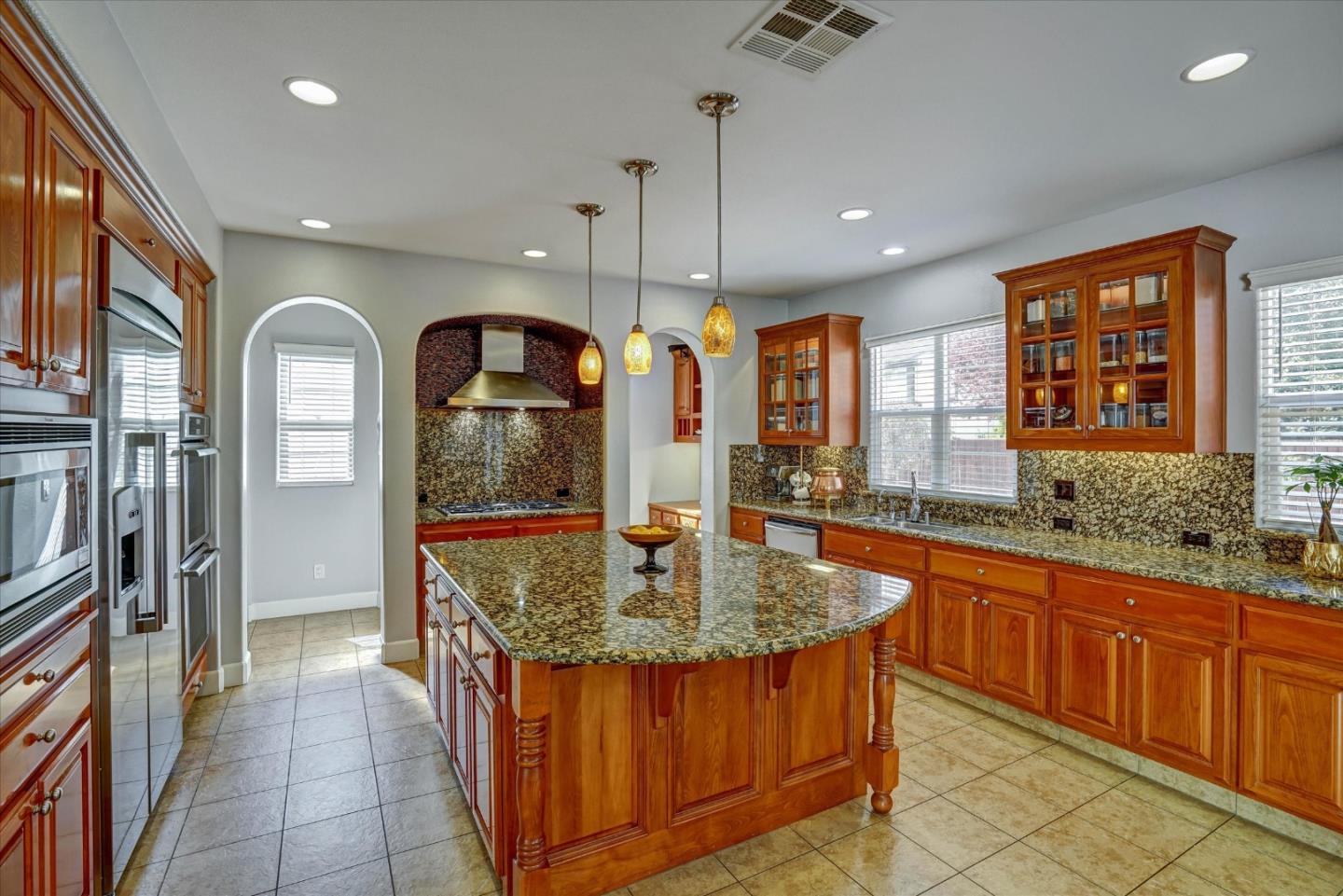 233 Snowdrop Court San Ramon, CA 94582 - Photo 6 of 33