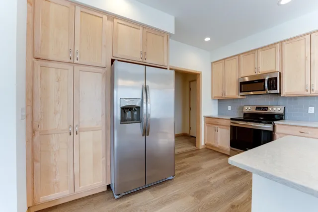 $2,295 | 3634 Angelus Way, Cross Plains, WI 53528