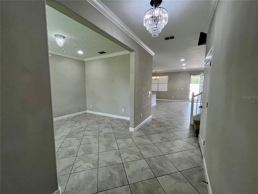 25149 Lambrusco Loop Lutz, FL 33559 - Photo 4 of 31