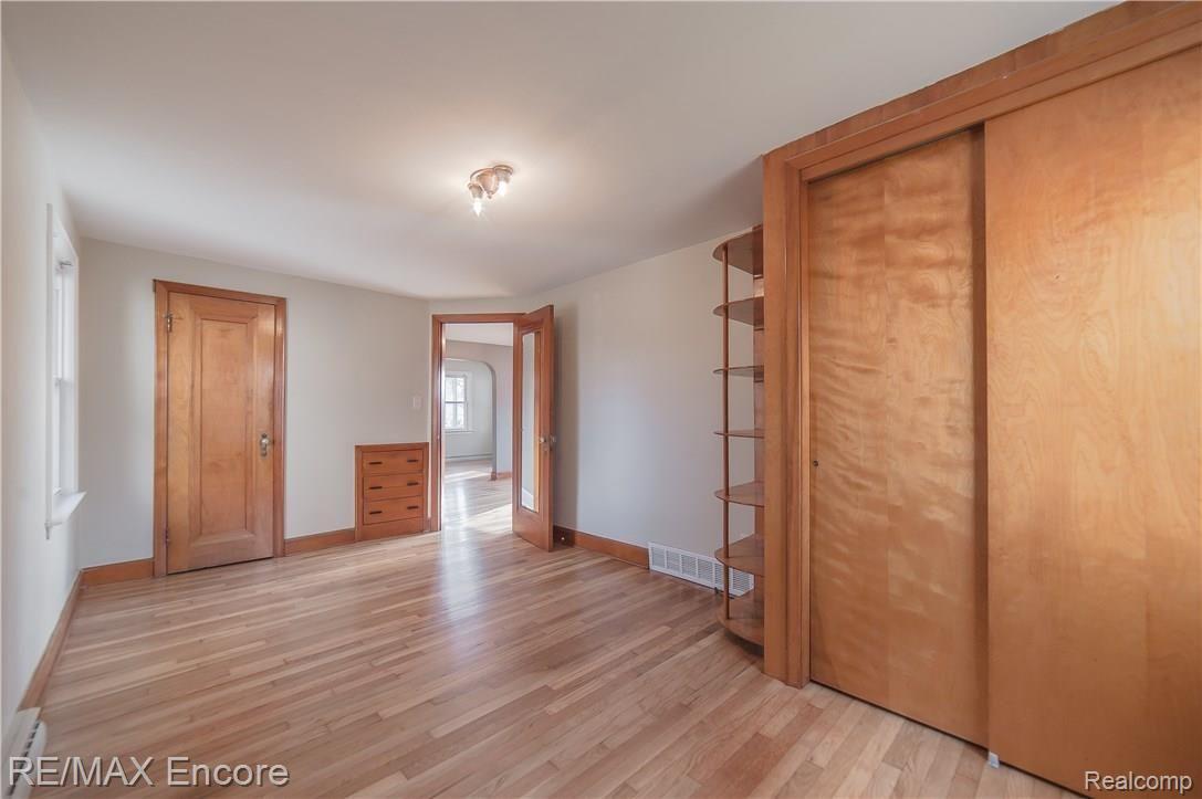 1217 Merry Road Waterford, MI 48328 - Photo 13 of 23 1217 Merry Rd-16.jpg