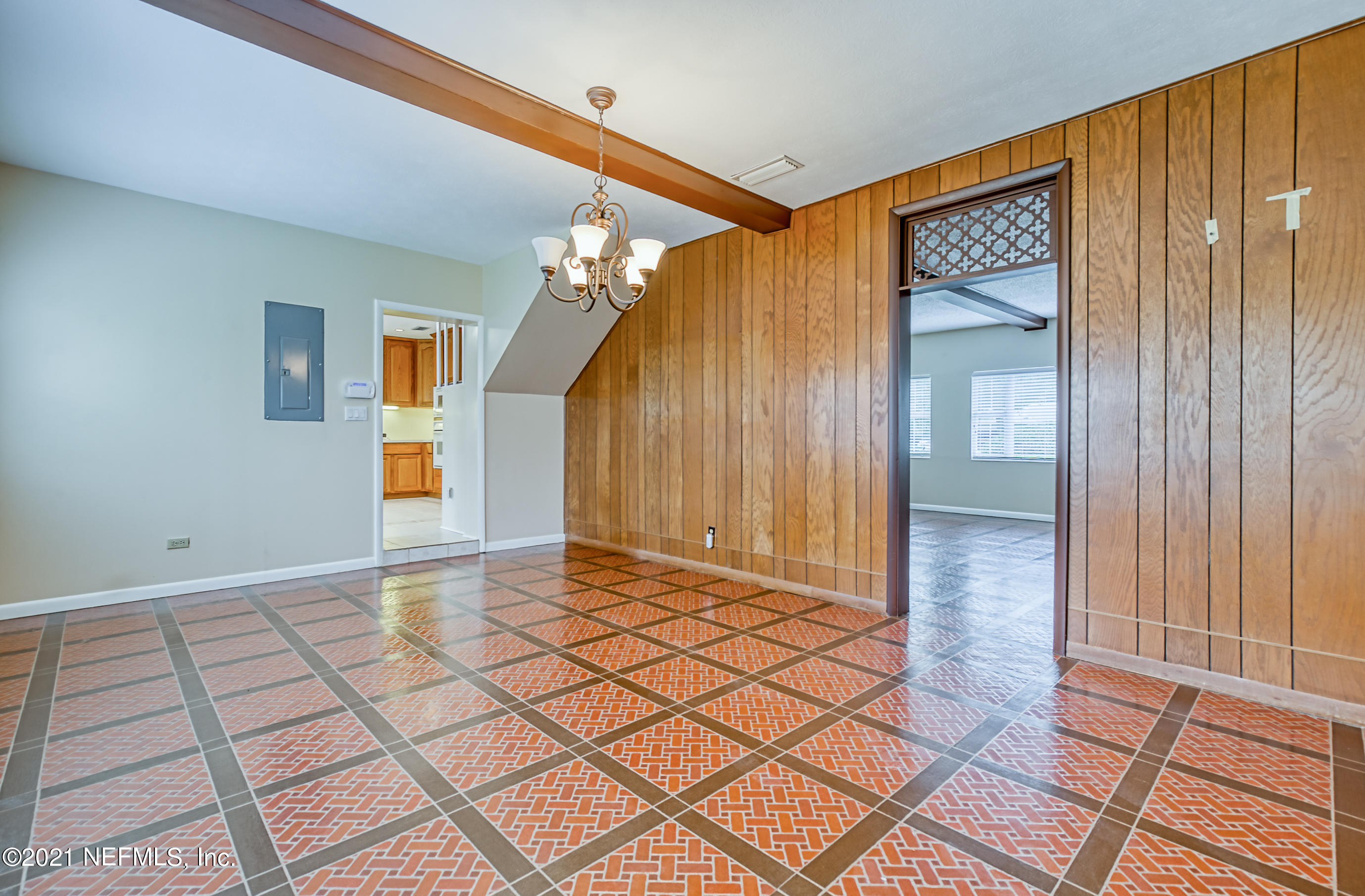 1043 Chapeau Road Jacksonville, FL 32211 - Photo 17 of 50 41C19F64-9E1F-4B92-966C-554C59D3039F