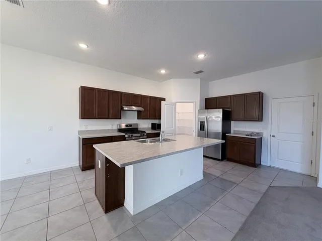 $2,850 | 2012 Raulerson Court, Apopka, FL 32712