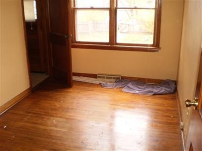 439 North Indiana Street Griffith, IN 46319 - Photo 7 of 10 398x298