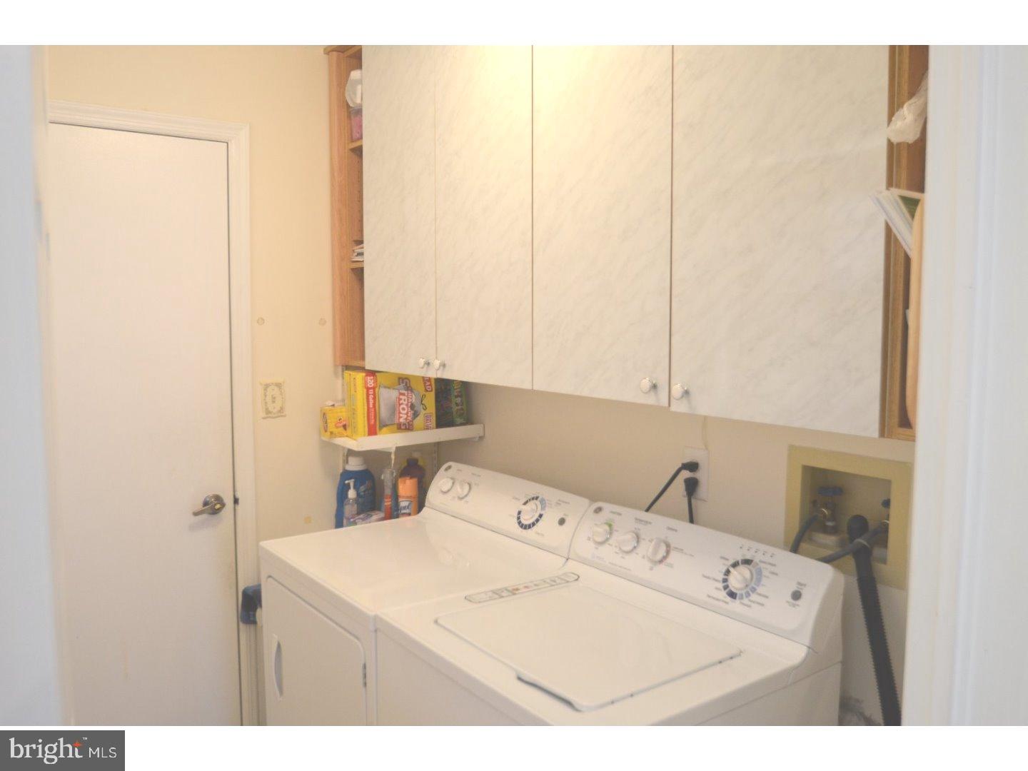 2 Hempstead Road, Unit B Monroe Township, NJ 08831 - Photo 17 of 21 Gallery Image 17