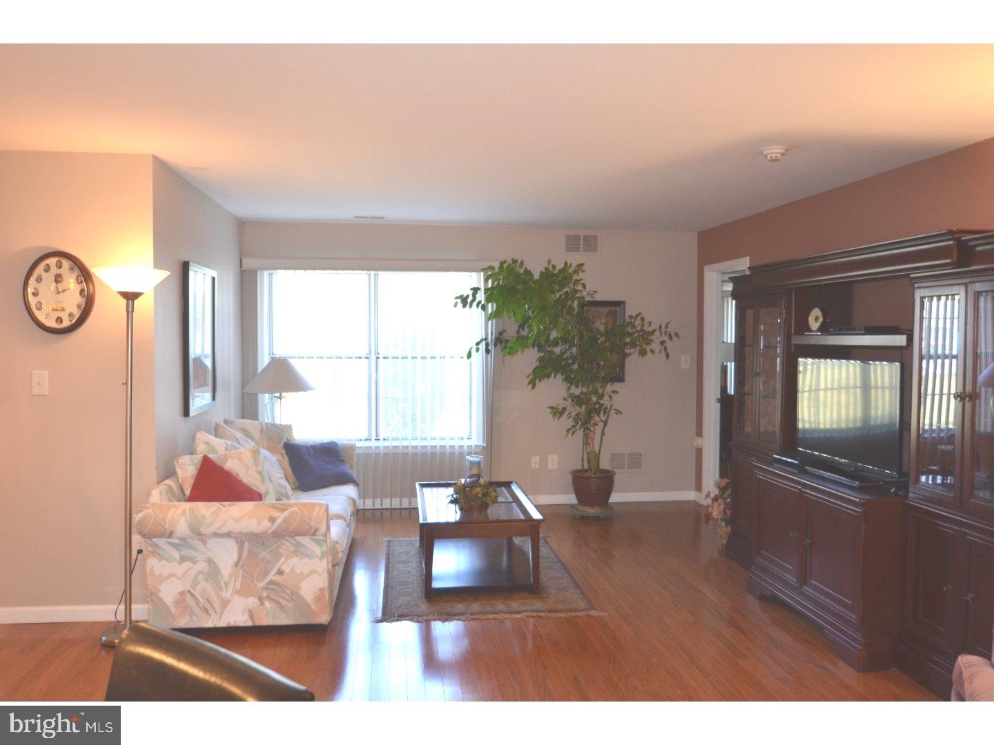 2 Hempstead Road, Unit B Monroe Township, NJ 08831 - Photo 3 of 21 Gallery Image 3