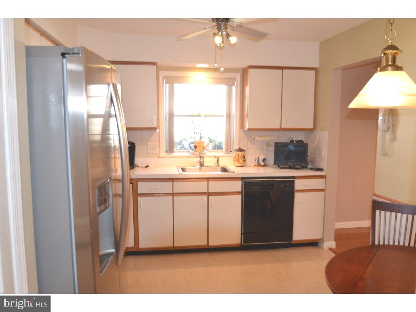 2 Hempstead Road, Unit B Monroe Township, NJ 08831 - Photo 7 of 21 Gallery Image 7
