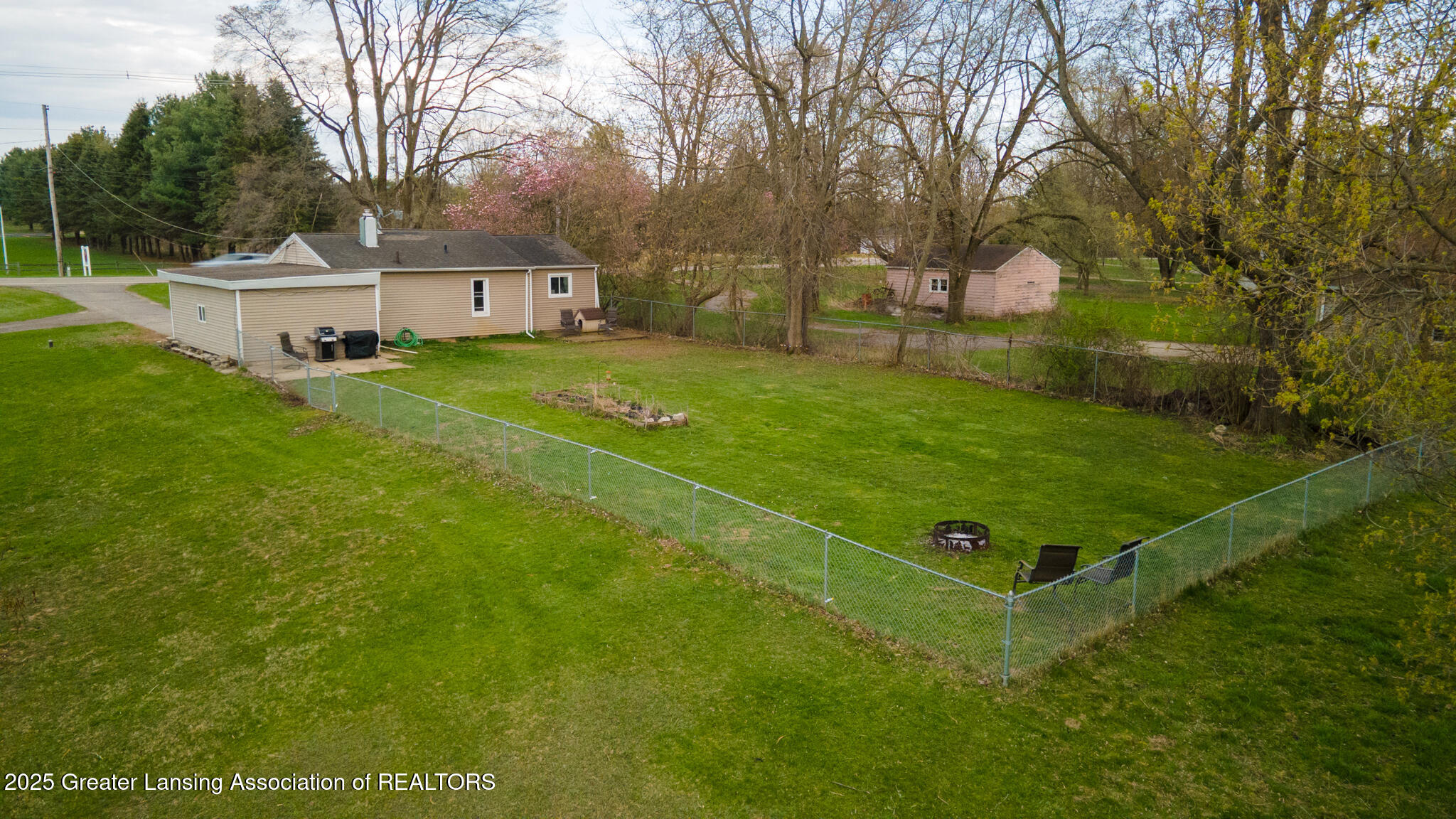 15412 Airport Road Lansing, MI 48906 - Photo 6 of 27 6