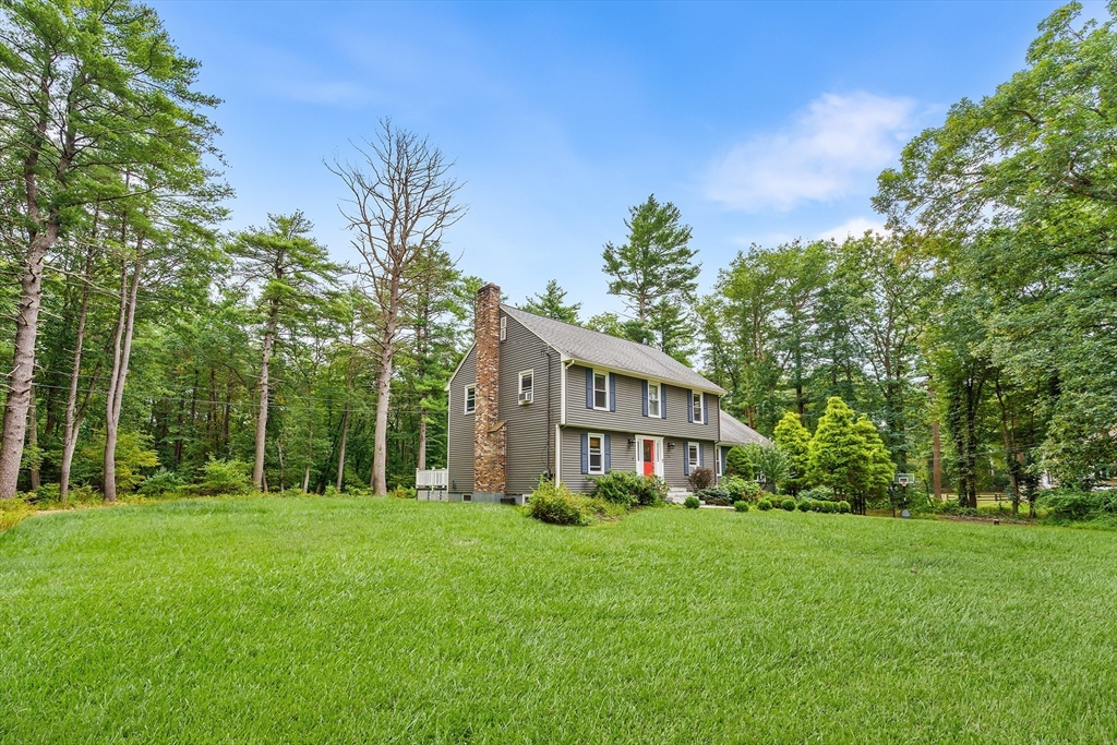 53 B Pond Street Boxford, MA 01921 - Photo 2 of 39 Gallery Image 2