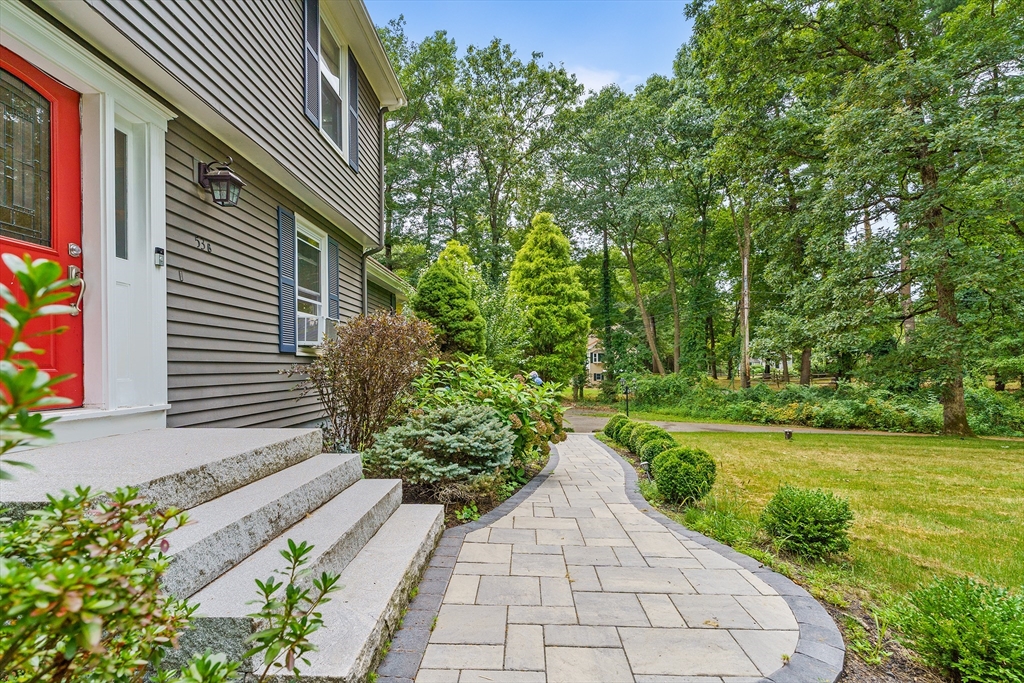 53 B Pond Street Boxford, MA 01921 - Photo 4 of 39 Gallery Image 4