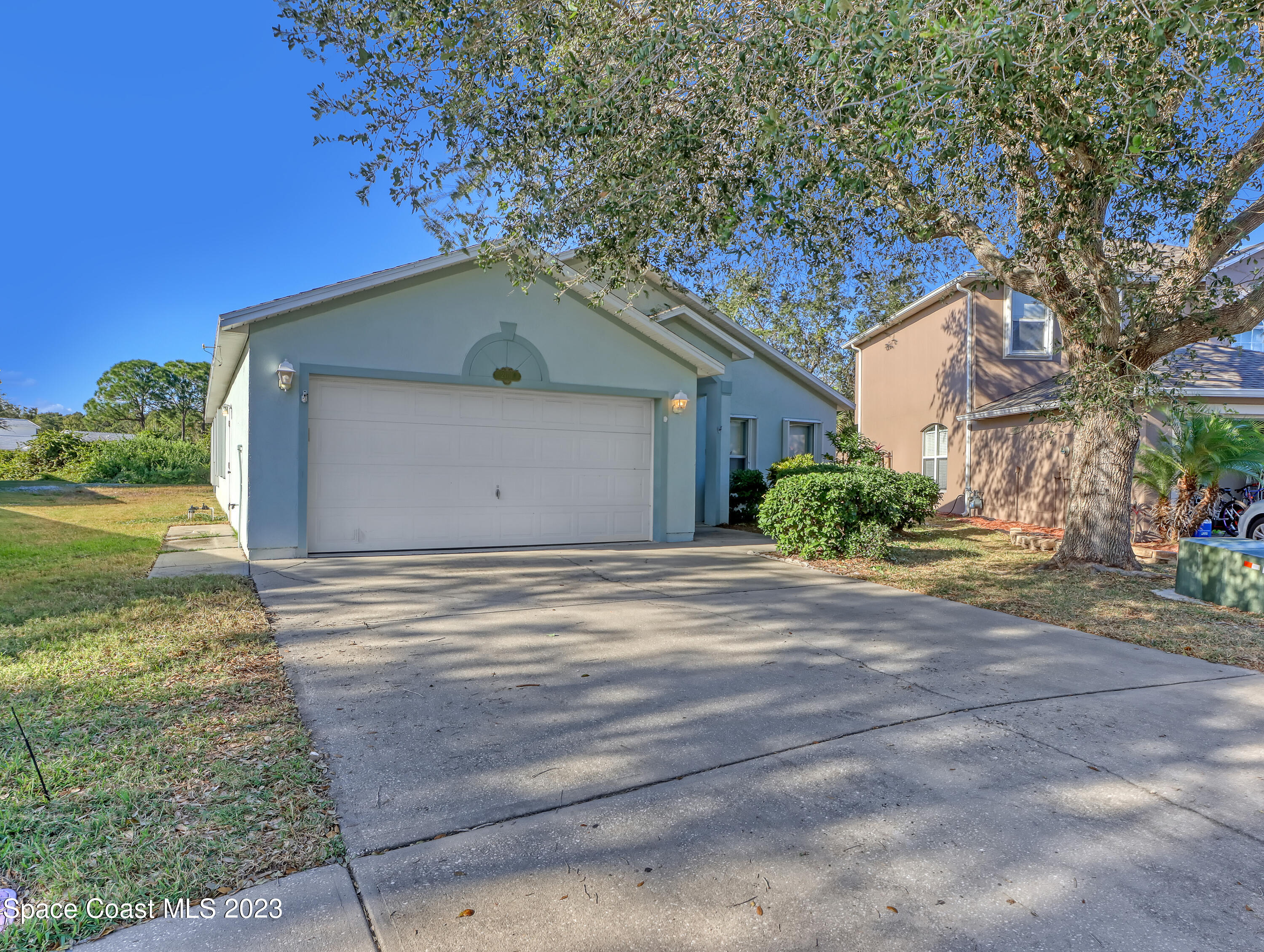 2170 Spring Creek Circle Palm Bay, FL 32905 - Photo 2 of 29 2170 Spring Creek (1)
