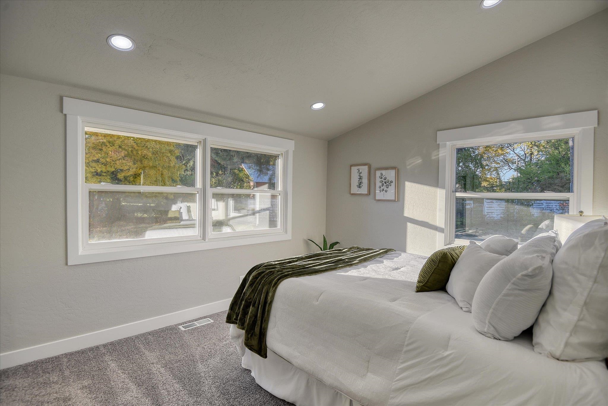 2012 South University Road Spokane Valley, WA 99206 - Photo 13 of 27