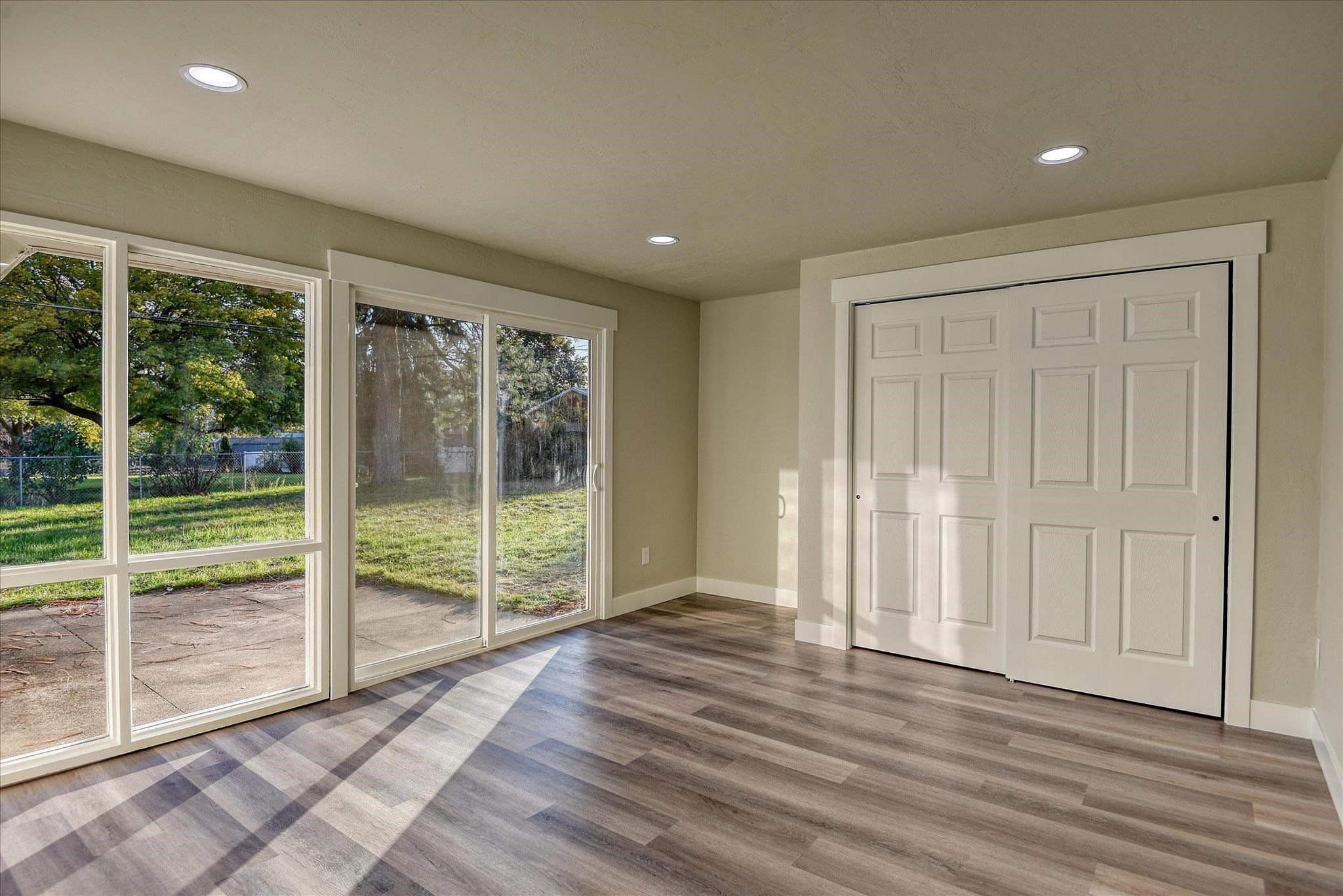 2012 South University Road Spokane Valley, WA 99206 - Photo 17 of 27