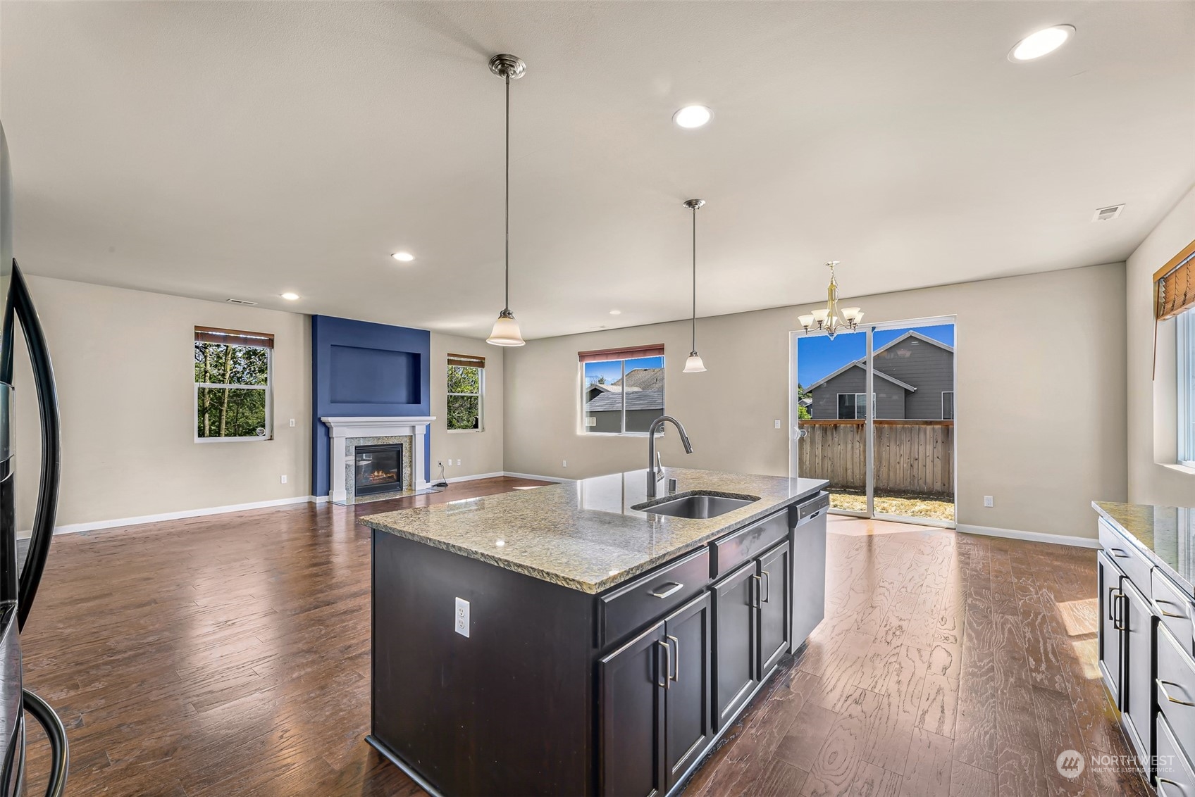 5510 Razor Peak Drive Mount Vernon, WA 98273 - Photo 6 of 40 Gallery Image 6