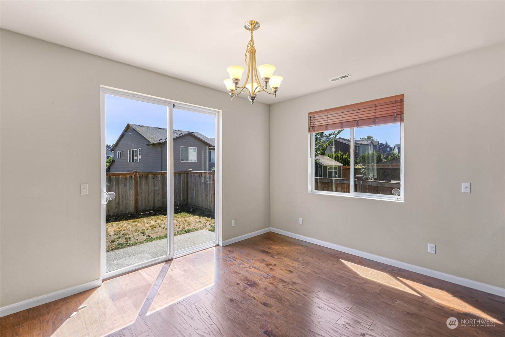 5510 Razor Peak Drive Mount Vernon, WA 98273 - Photo 8 of 40 Gallery Image 8