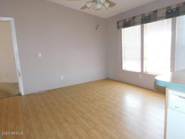 26400 North Bull Snake Road Paulden, AZ 86334 - Photo 15 of 41 dining room (2)