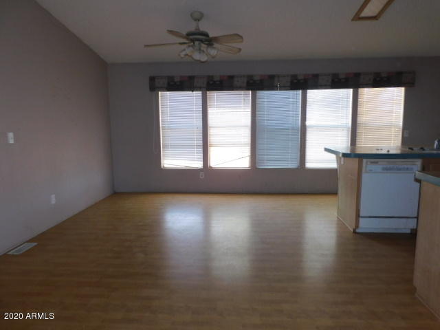 26400 North Bull Snake Road Paulden, AZ 86334 - Photo 16 of 41 dining room
