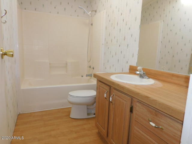 26400 North Bull Snake Road Paulden, AZ 86334 - Photo 23 of 41 guest bathroom