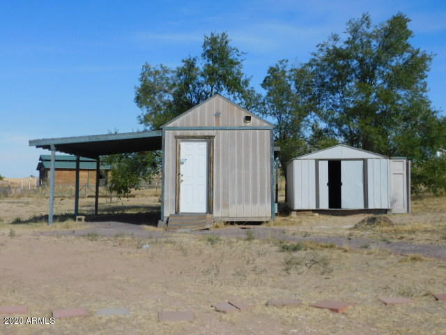 26400 North Bull Snake Road Paulden, AZ 86334 - Photo 34 of 41 sheds