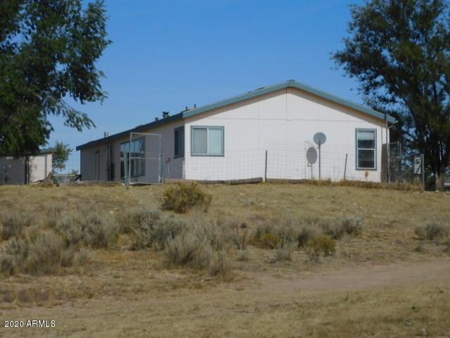 26400 North Bull Snake Road Paulden, AZ 86334 - Photo 35 of 41 side view left (2)