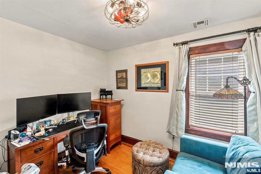 495 Edgewood Place Rutherford, NJ 07070 - Photo 13 of 30 Gallery Image 13