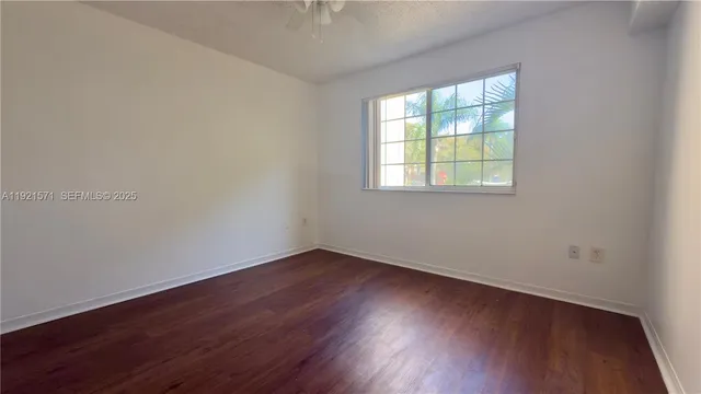 $2,100 | 4177 Haverhill Road, Unit 814, West Palm Beach, FL 33417