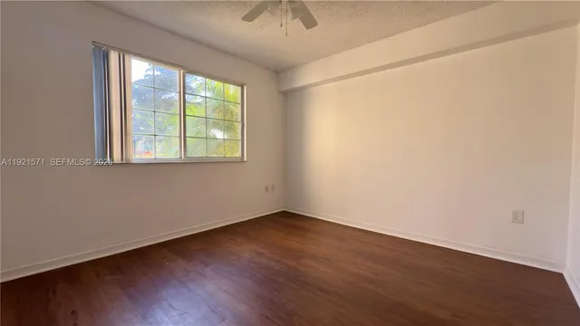 $2,100 | 4177 Haverhill Road, Unit 814, West Palm Beach, FL 33417