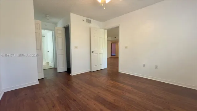 $2,100 | 4177 Haverhill Road, Unit 814, West Palm Beach, FL 33417