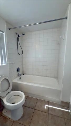 $2,100 | 4177 Haverhill Road, Unit 814, West Palm Beach, FL 33417