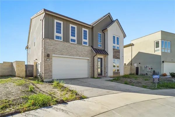 $1,890,000 | 27392 Dialogue Way, Valencia, CA 91381