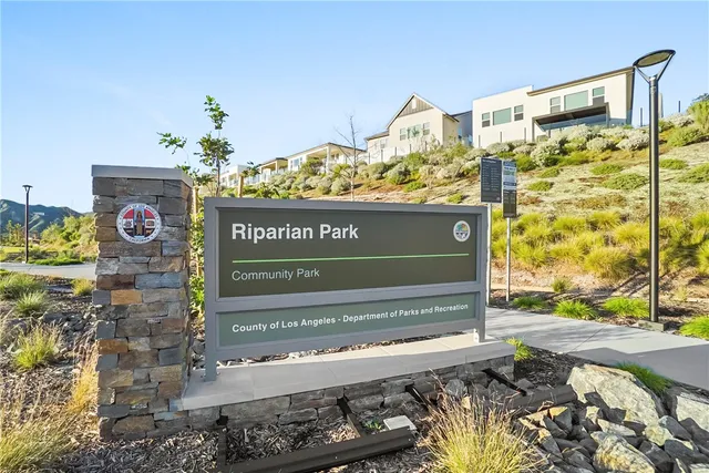 $1,950,000 | 27392 Dialogue Way, Valencia, CA 91381