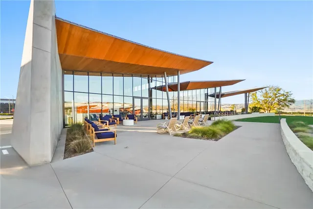 $1,950,000 | 27392 Dialogue Way, Valencia, CA 91381