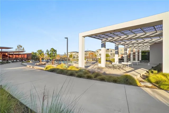 $1,950,000 | 27392 Dialogue Way, Valencia, CA 91381