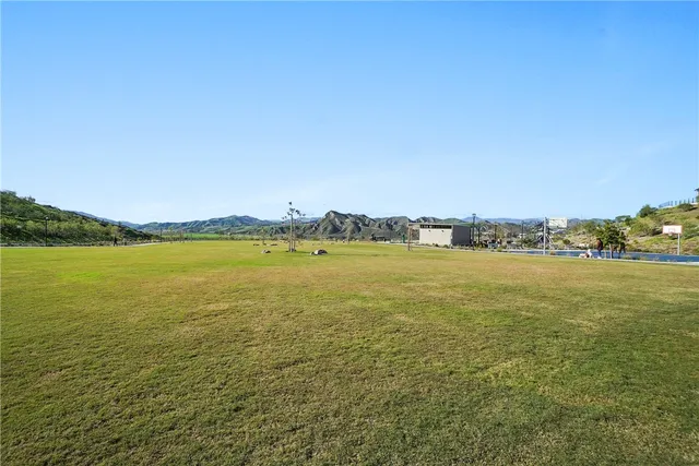 $1,950,000 | 27392 Dialogue Way, Valencia, CA 91381