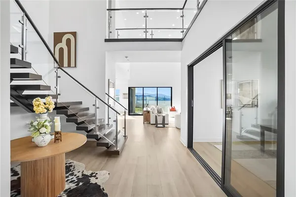 $1,890,000 | 27392 Dialogue Way, Valencia, CA 91381