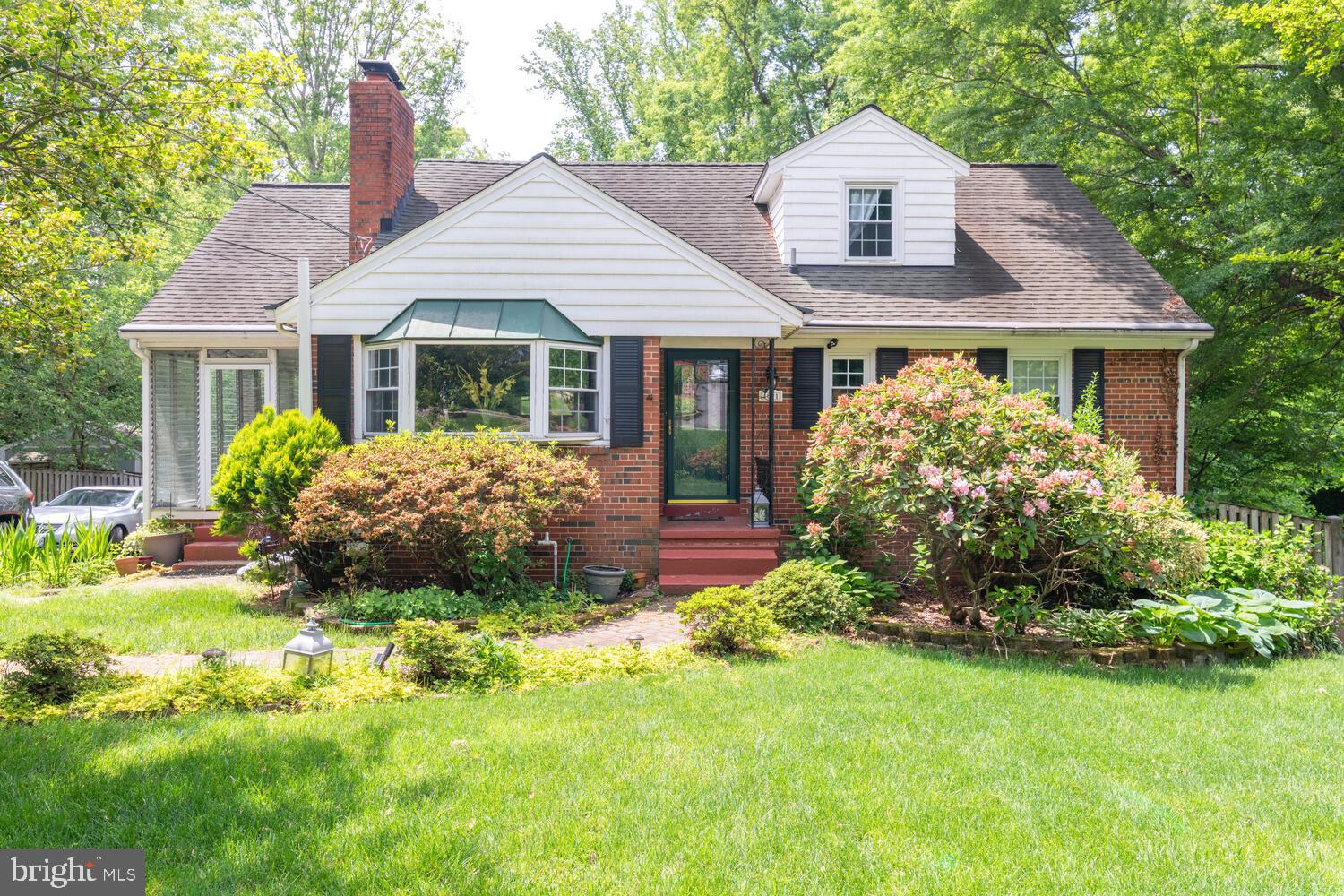 4021 Laurel Road Alexandria, VA 22309 - Photo 5 of 17