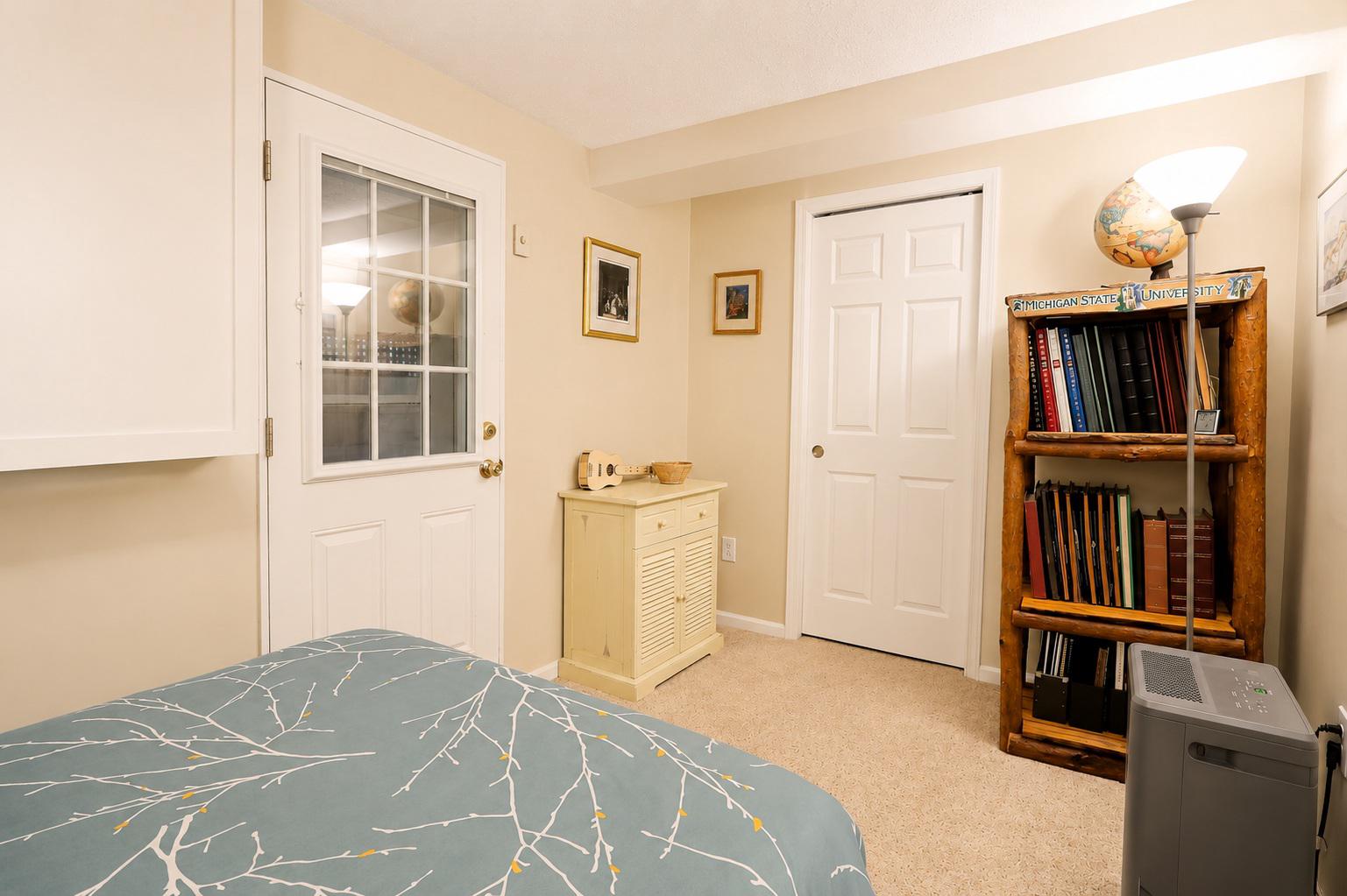 15 East Walnut Street Alexandria, VA 22301 - Photo 44 of 77 4th bedroom and basement walkout