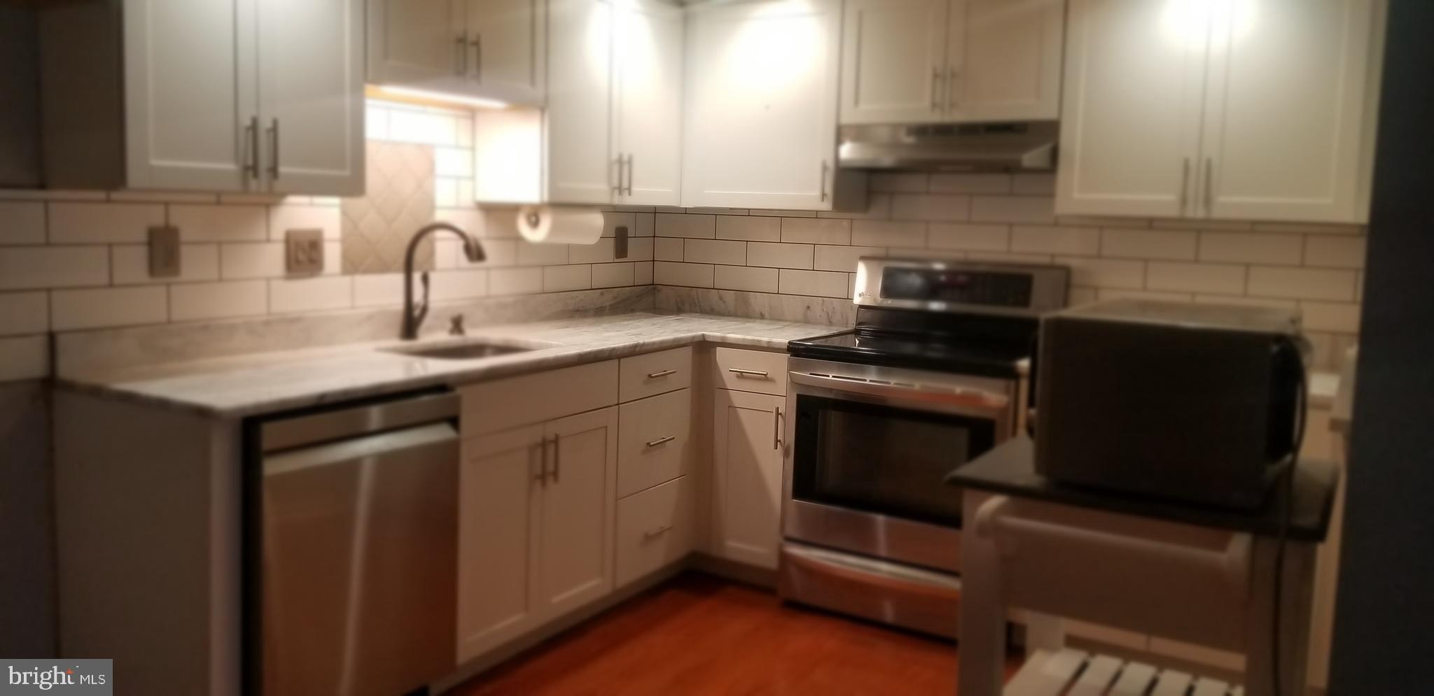 61 Stonegate Road Quakertown, PA 18951 - Photo 2 of 26 Gallery Image 2