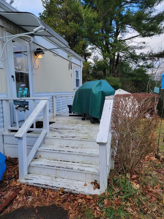 3 Lane F Coventry, RI 02816 - Photo 29 of 32 Gallery Image 29