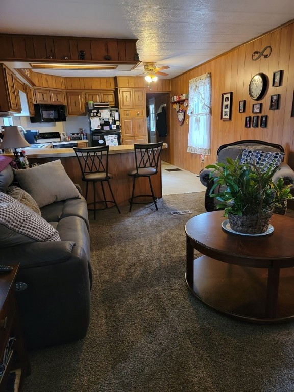 3 Lane F Coventry, RI 02816 - Photo 4 of 32 Gallery Image 4