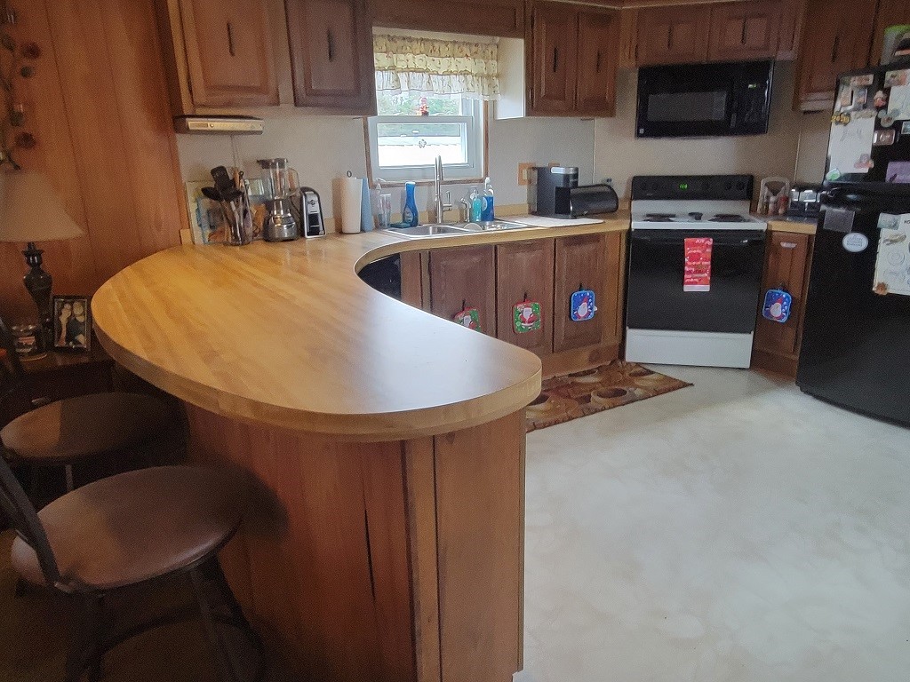 3 Lane F Coventry, RI 02816 - Photo 8 of 32 Gallery Image 8